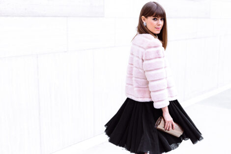 pink-coat-fashion-blogger-style