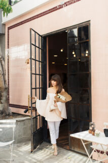 flowers-white-alfreds-tea