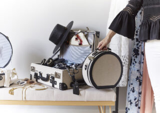 Packing-Suitcases-Fashion-Blogger