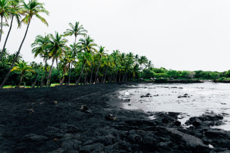 Black-Sands-Hawaii-Blogger