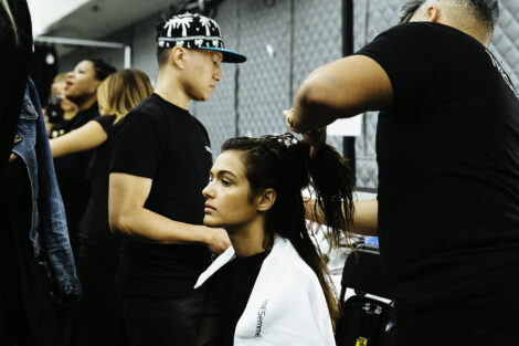 hair-styling-backstage-press