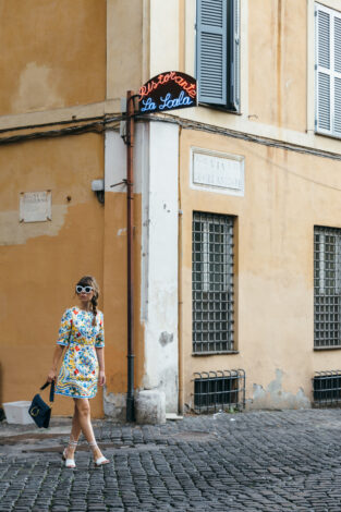 rome-street-fashion-blogger
