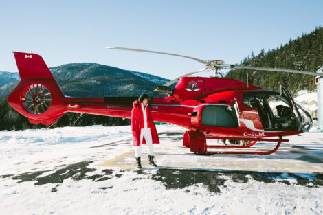 red-helicopted-canada-travel-experience