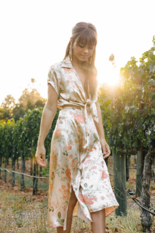 Jenny Cipoletti from Margo in Me in a day-to-date-outfit in Napa, California